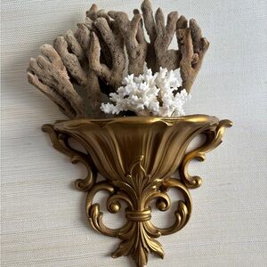 Vtg 1962 Homco Wall Pocket Planter Hollywood Regency